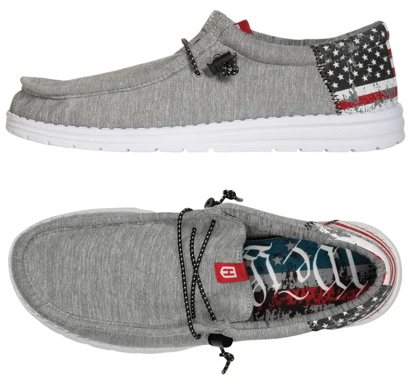 Howitzer Men\'s Slip-On Shoes ROAM CRIMSON Sneakers with Camo Print  size 7 Roam Crimson – Howitzer Clothing main image 3