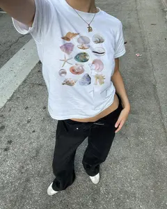Seashell Aesthetic Baby Tee, Coastal Ocean Shell Graphic Slim Fit Baby Tee, Y2K Beach Vibes Cute Summer Streetwear Top