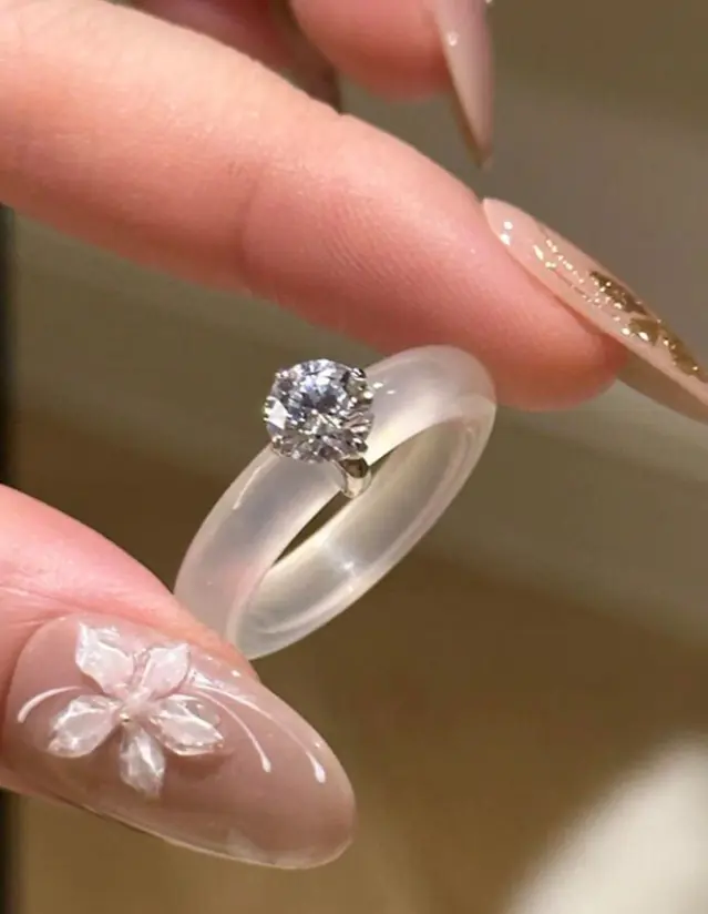 New Chinese Style Minimalist Transparent Stone Ring for Women – Elegant Oriental Aesthetic Band Ring Everyday Fashion Jewelry, Wedding, Party & Gift