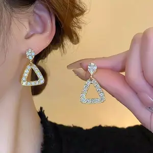 S925 Silver Needle Triangular Hollow Earrings DDES0680 Simple and Sophisticated Geometric Drop Earrings Fashionable Light Luxury Versatile New Earrings 14K Gold-Plated