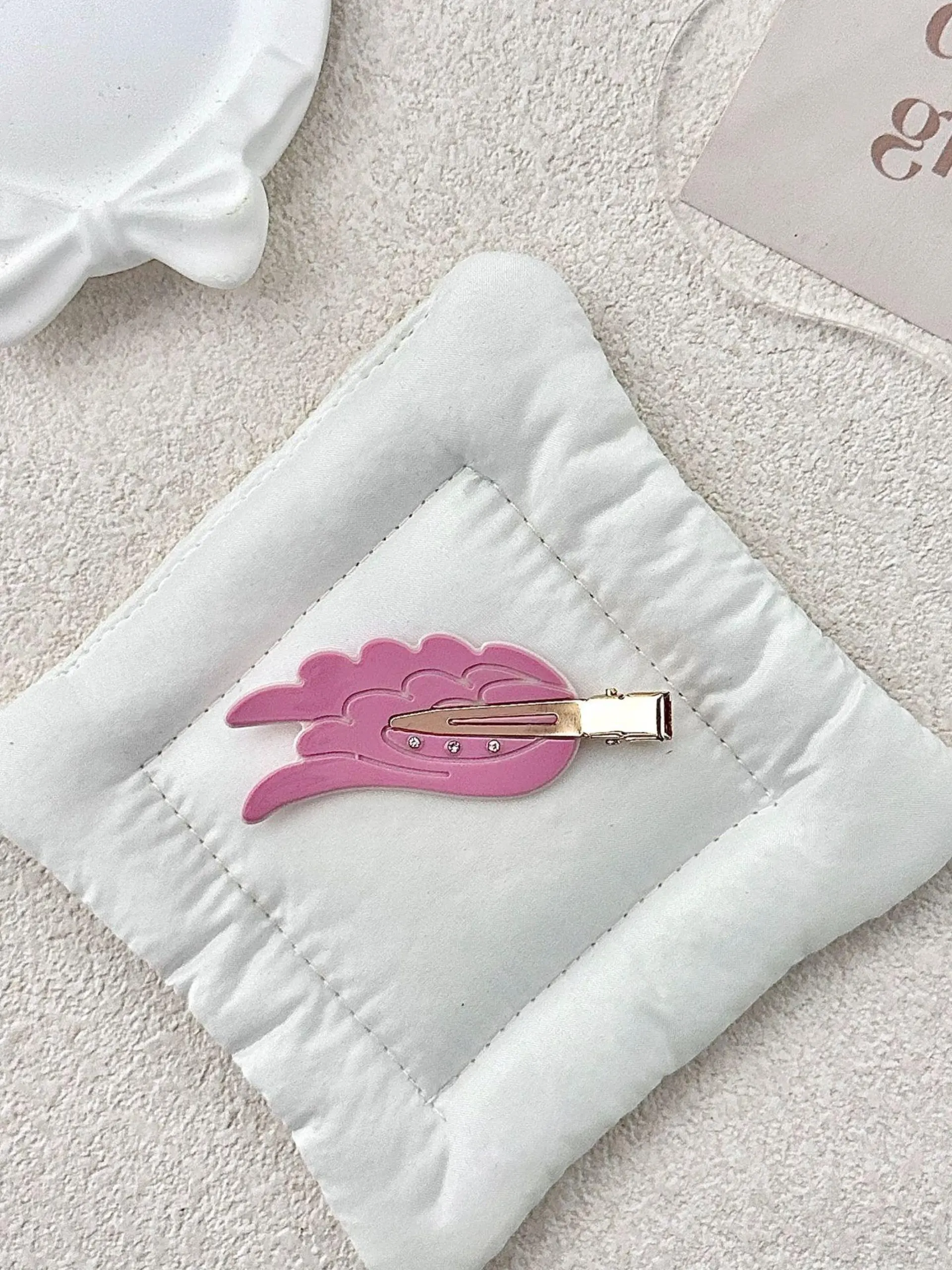 Cute Wing Hair Clips, Fun Hair Accessories, Invisible Hair Clamps, Dopamine Makeup Clips, Side Bangs Fringe Clip, Hair Decorations, Super Cute Clips, Hair Style Accessory