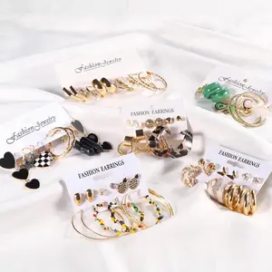 34 Pairs Women's Earring Set Fashionable Hanging Earrings Assorted Styles Hypoallergenic Gold Hoop Pearl Butterfly Resin Leopard Perfect for Everyday Wear Birthday Party Gifts