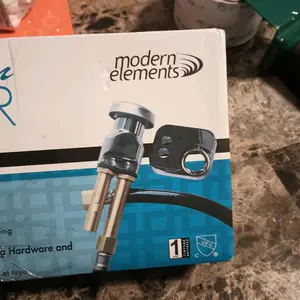 Modern Elements Vacuum Breaker Kit 923192 Includes Mounting Hardware & Hose