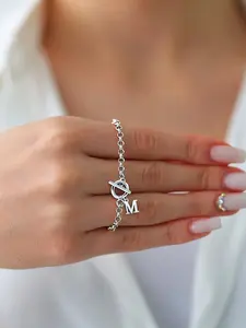 Women's Silver Color Initial Letter Bracelet, Fashion OT Buckle Stainless Steel Chain, Casual Style Jewelry, Letter Link Bracelet for All Seasons