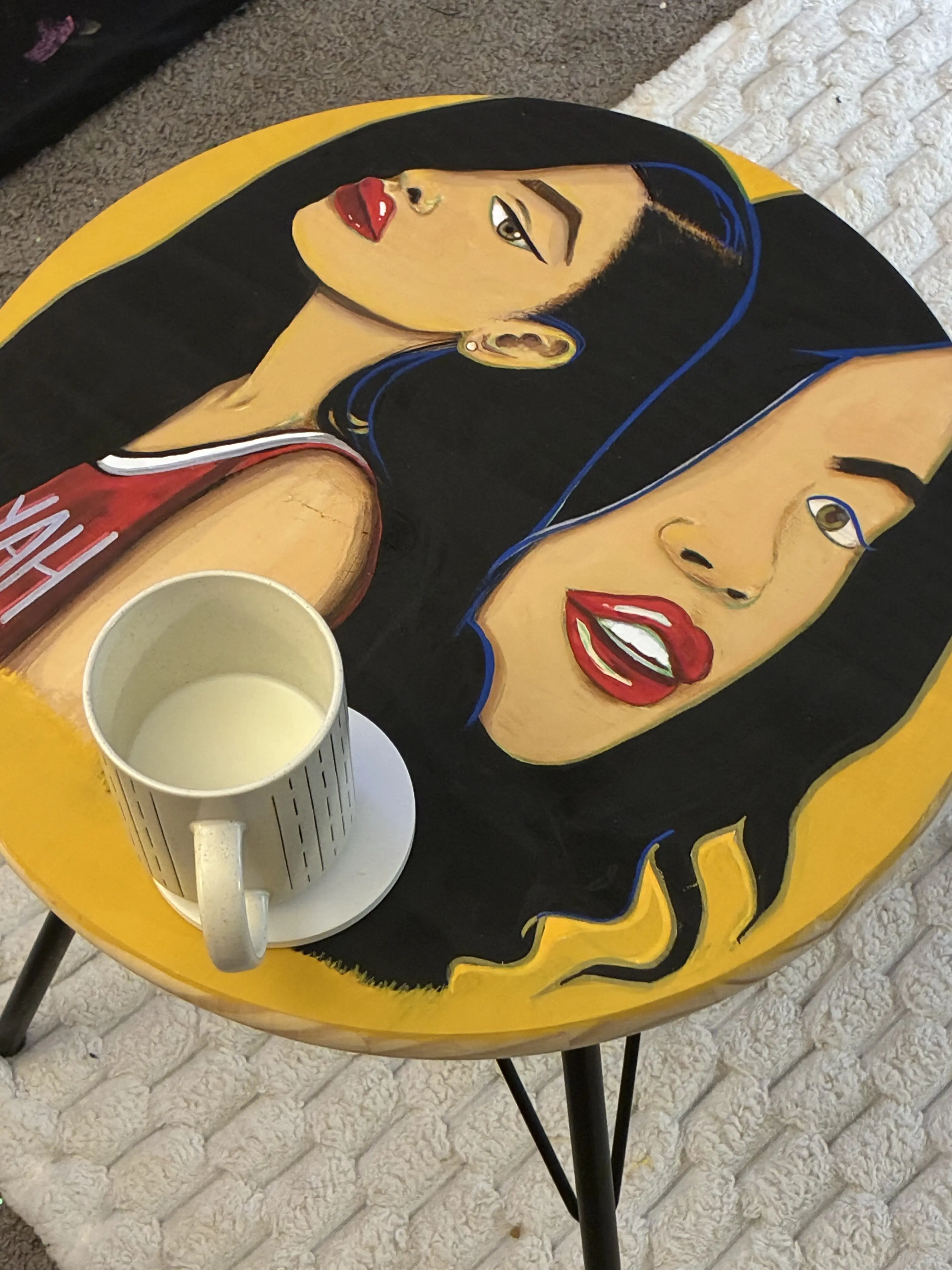 Foldable Custom Side/Coffee Table