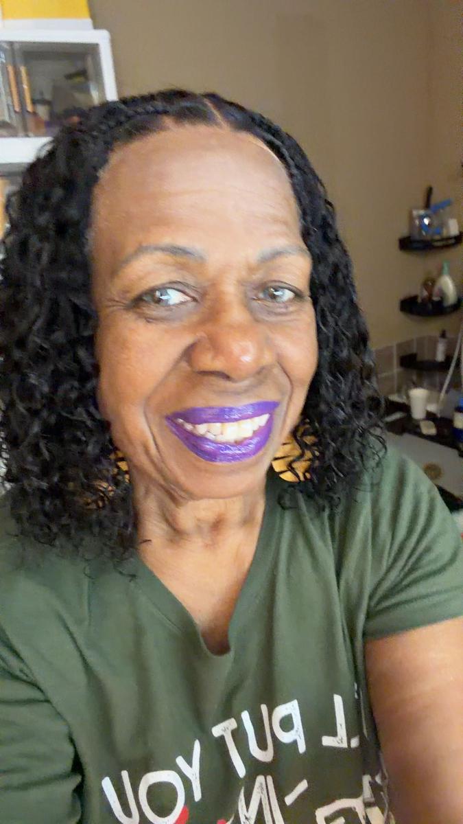 Item: Natural Black, 10 inches