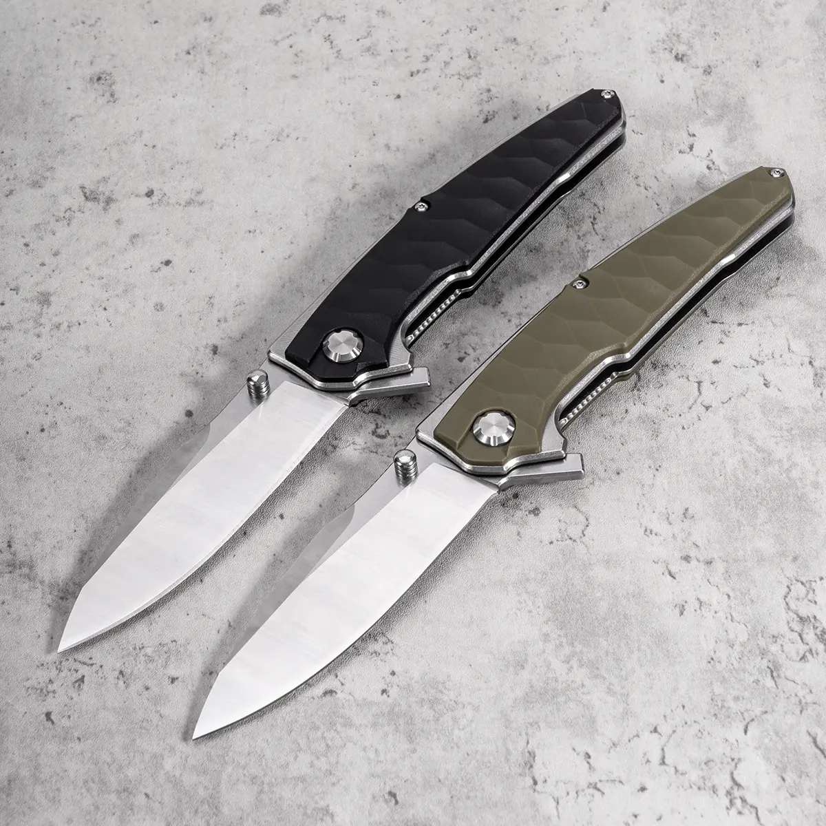 Men’s tactical folding EDC multi-purpose outdoor knife, pocket knife, fruit knife, G10 handle, with a back clip for easy carry; suitable for wilderness survival emergencies, camping, hiking, DIY projects, fishing, and everyday use.