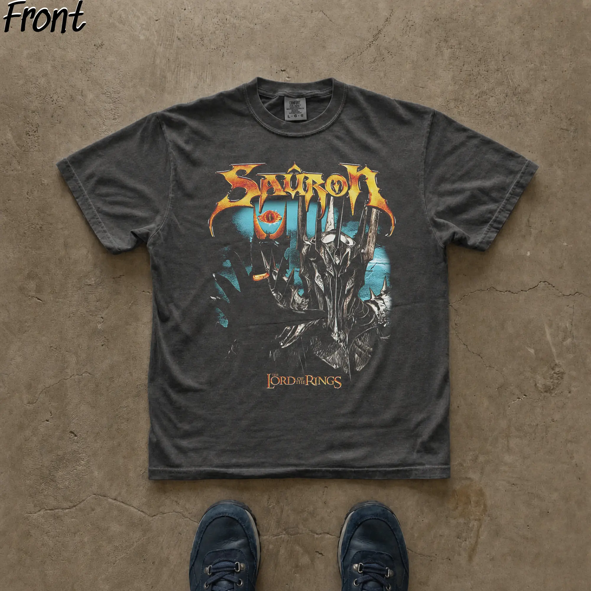 Gildan Men's Lord of the Rings T-Shirt - Sauron Dark Lord Vintage Graphic with Back Print, Fitted Cut Shortsleeve, Casual Fit Streetwear, Medium Length