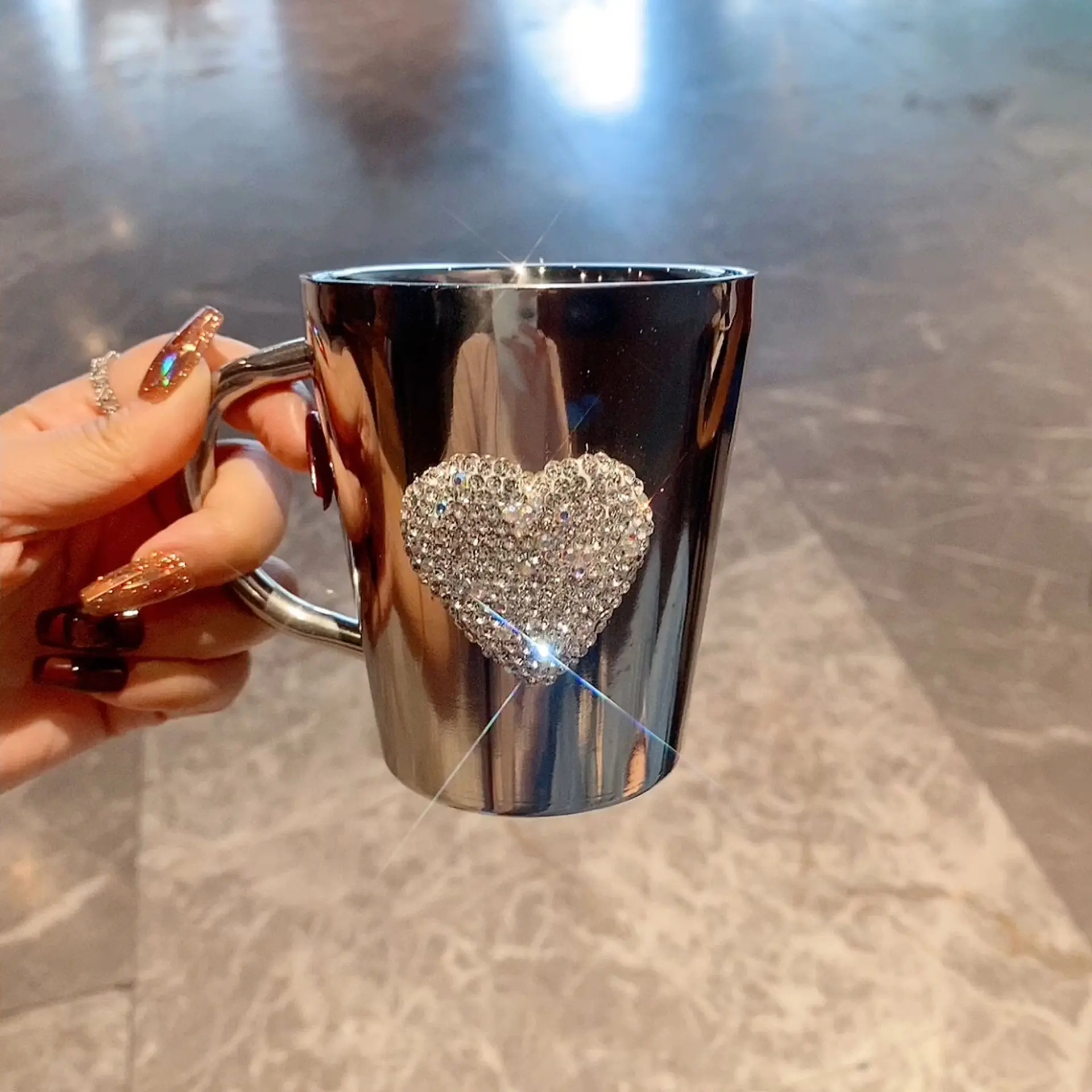 1PC Heart-Shaped Crystal Rhinestone Coffee Mug, Beverage Mug, Stainless Steel Coffee Cup, Stainless Steel Cups - 304 Stainless Steel Diamond-Encrusted, Durable Reusable Handle, Portable for Water, Iced Coffee (Home/Camping Use) Travel Coffee Mugs