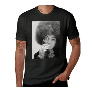 Men's Cotton Round Neck Shortsleeve Graphic Tee - Classic Vintage Angela Davis Afro Smoking Print, 70s Black Power Activist Vibe, Soft Relaxed Fit, Flannel-Infused, Leather-Accent Cargo Menswear Casual Top