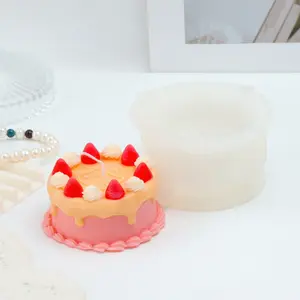 4 Styles Aesthetic Cake Silicone Candle Mold, Cute Rabbit Head, Strawberry Cake, Piggy Cake Wax Mould for DIY Scented Candle Soap Resin, Sweet Home Party Birthday Craft Gift