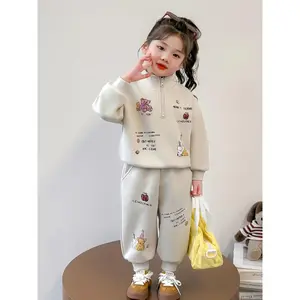 NewGirls' Autumn Outfit 2025 New Style Set, Stylish Children's Doodle Hoddie and Sweatpants Two-Piece Spring/Fall Fashion, Perfect for Outdoor
