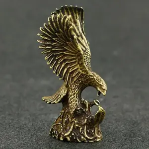 New 2026 Antique Copper Eagle Statue Vintage Brass Animal Figurine Small Desk Decor Home Accessories Gift Ornament Crafts