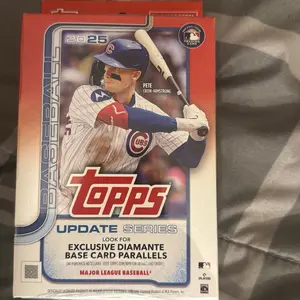 Topps 2025 Update Series Baseball Card Pack with Exclusive Diamante Base Card Parallels Major League Baseball Collectible