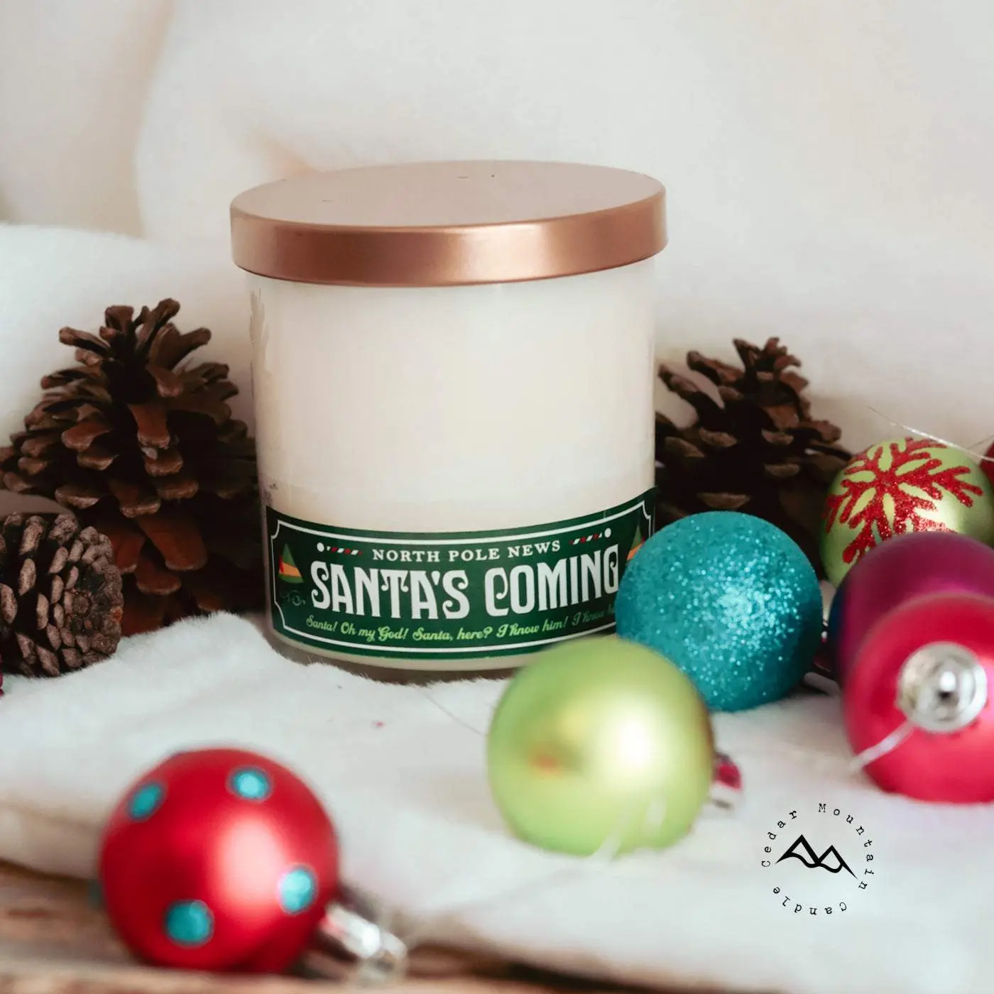 Elf Santa's Coming 9 oz Jar Soy Candle - Winter Scents Decor Christmas