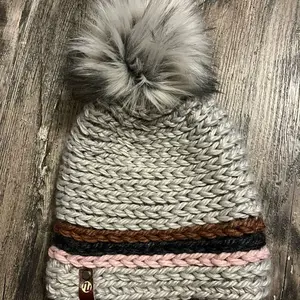 Crochet Pom beanie Stone