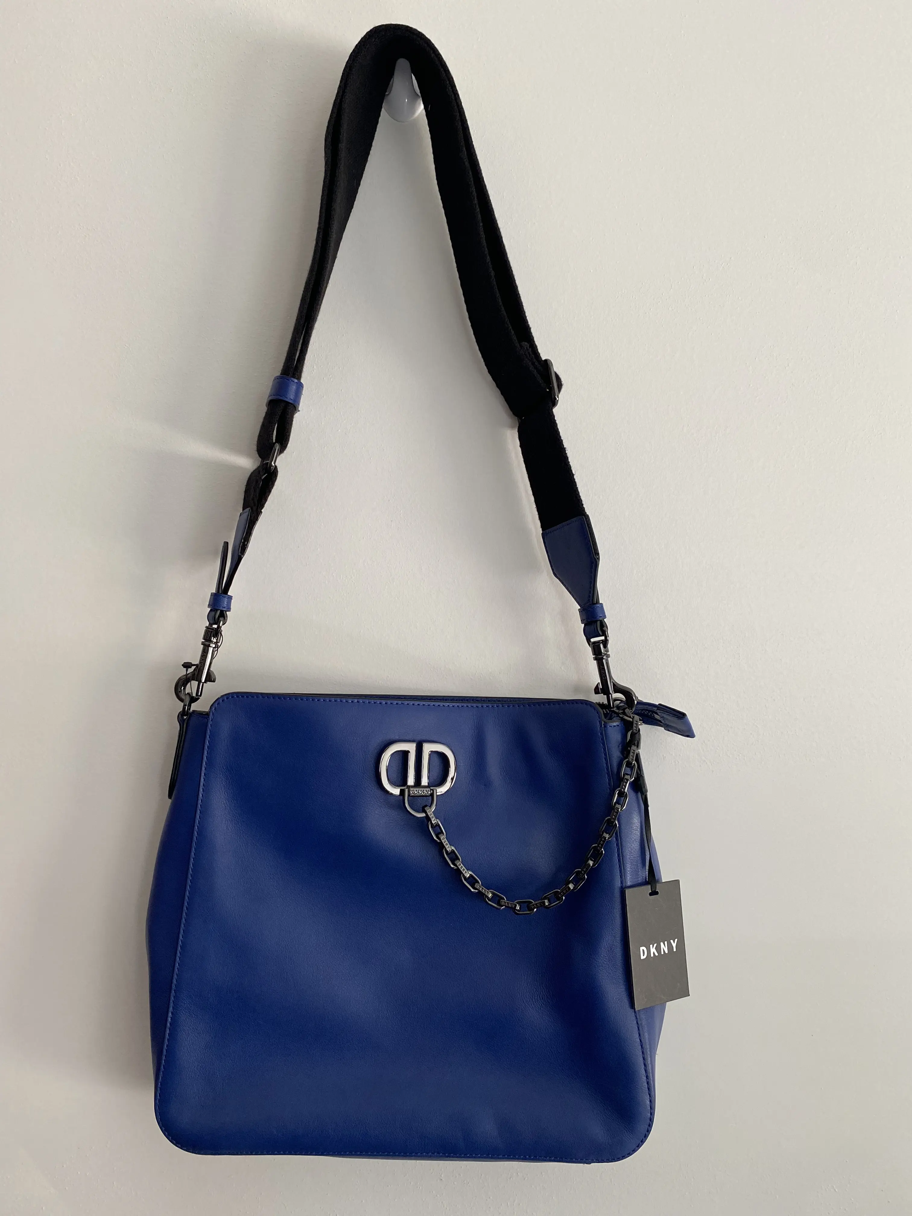 DKNY Women's Linton Leather Medium Messenger Crossbody Shoulder Bag - Blue