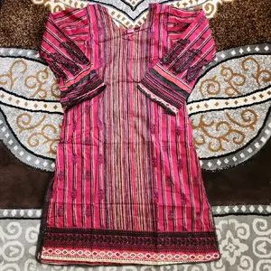 CASUAL PAKISTANI SHALWAR KAMEEZ MAROON AND BLACK BRAND NEW IN ORIGINAL PACKAGING