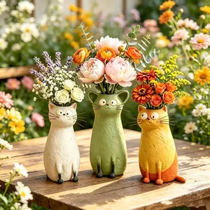 Handmade Resin Vase, Cute Cat Design Decorative Piece for Home Space