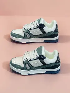 Classic Low Top Sneakers, Unisex Retro Casual Sports Shoes, Comfortable and Stylish Footwear for Men and Women, Perfect for Daily Wear