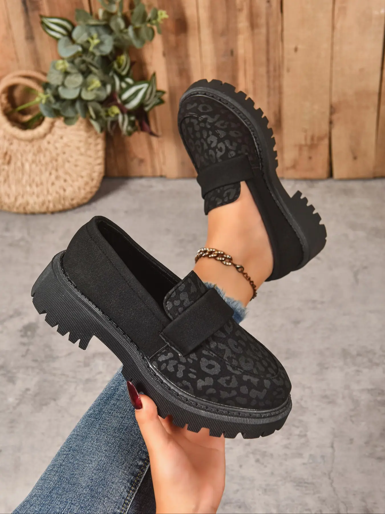 Women's Leopard Print Loafers, Slip-On Thick Sole Casual Shoes, Fashion British Style Buckle-Free Flats, Perfect for Daily Wear, Versatile Shoes, Black, Thick Soled Loafers