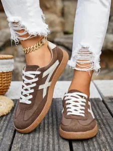 Vintage German Trainers, Simple Colorblock Design, Textile Upper, Rubber Sole, Casual All-Season Shoes, Comfortable and Stylish