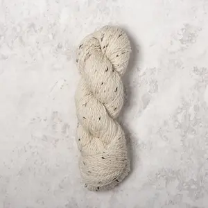 Woodland Tweed – Bare Yarn | Undyed Merino & Alpaca Blend for Hand-Dyeing, Knitting & Crochet Projects