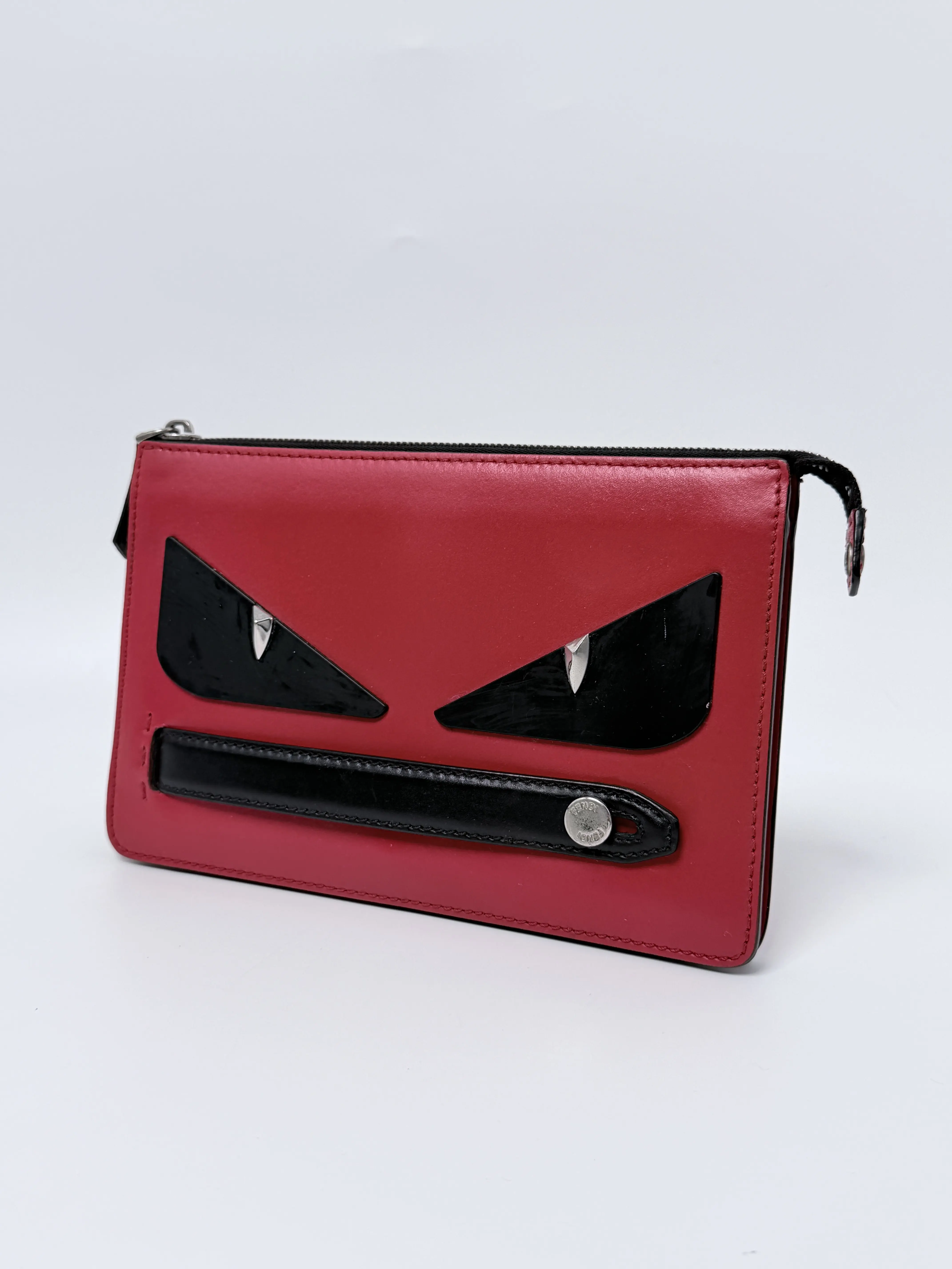 Pre-owned FENDI leather Clutches & Wristlets clutch bag JX301FD
