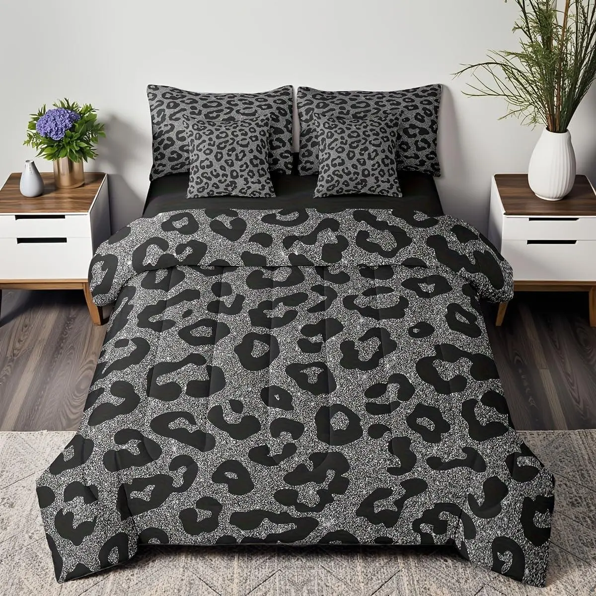 7-Piece Leopard Print Queen Bedding Set - Soft Bed Blanket, Comforter, Fitted Sheet, Flat Sheet, 2 Pillowcases, 2 Throw Pillow Covers, Packaged in a Bag (For Kids), Queen Bedding Sets