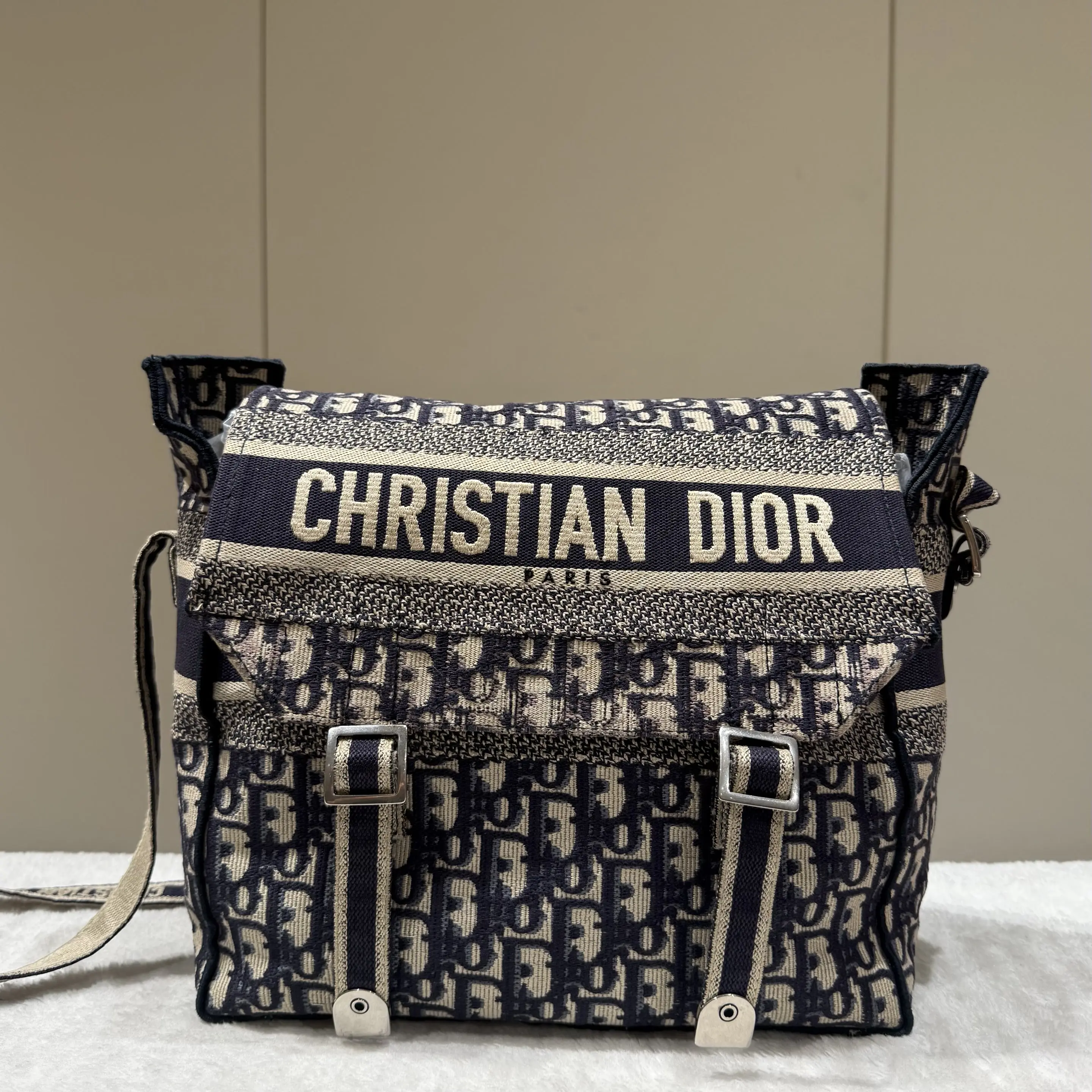 Pre-owned Dior Canvas Crossbody bags Medium DiorCamp Messenger Bag in Blue Oblique 31147630 SH