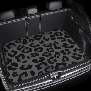 A leopard print pattern of durable polyester floor mat, suitable for all vehicles, easy to maintain, scratch resistant, designed for trunk linings, car trunk mats, vehicle interior accessories