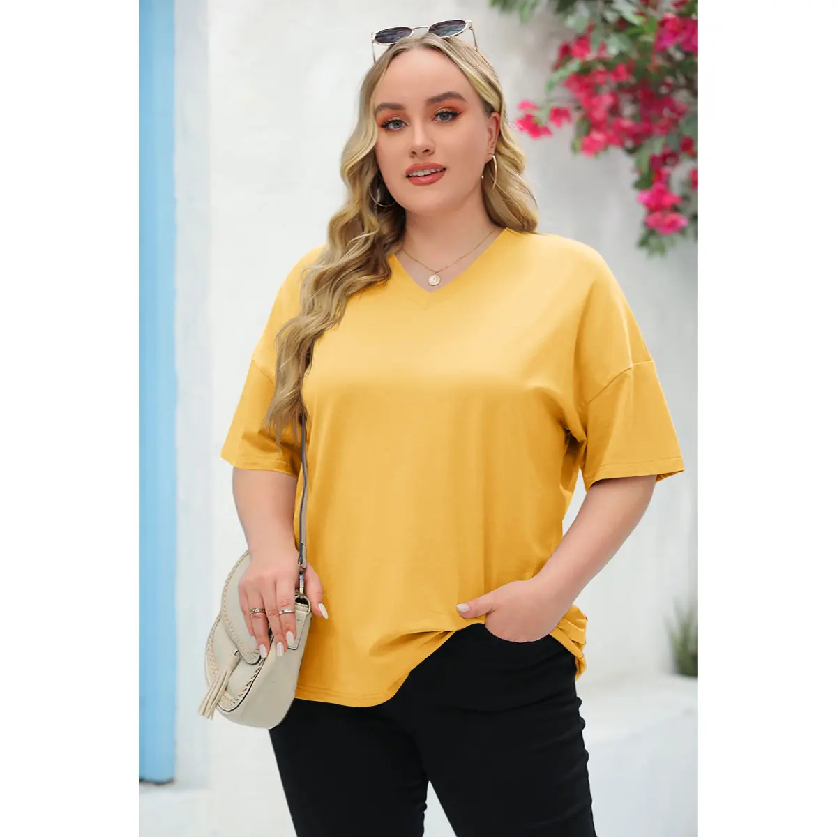 Tankaneo Women's Plus Size V Neck T Shirts Summer Half Sleeve Tees Casual Loose Fit Cotton Tunic Tops