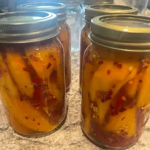 Spicy pickled mango
