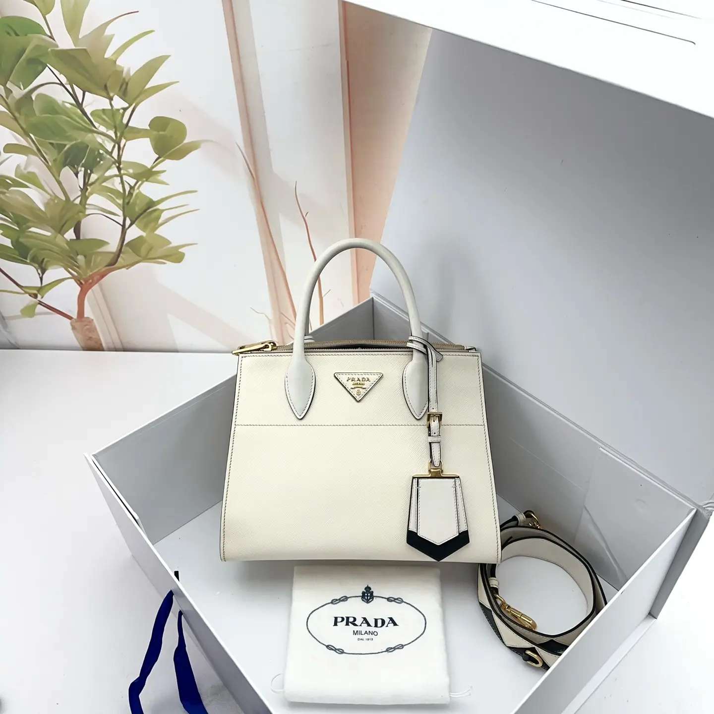 Pre-owned PRADA White Saffiano Leather Double Zip Top Handle Tote Bag 0803 raye 21390259