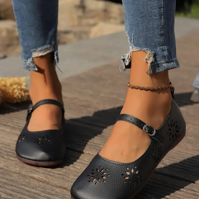 Women's Fashionable Hollow Out Flower Design Slip on Flats, Ballerina Flats, Ballet Flats, Casual Comfortable Breathable Flat Shoes for Daily Wear, Lightweight Breathable Shoes for Women & Girls, Casual Flat Footwear