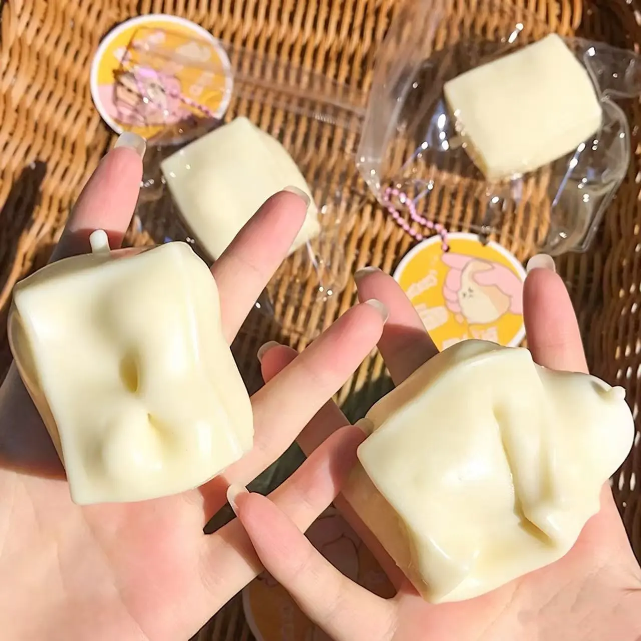 Tofu Squishy Toy, Super Soft Mushy Texture Slow Rebound Squeeze Fidget Toy, Portable Stress Relief Decompression Toy