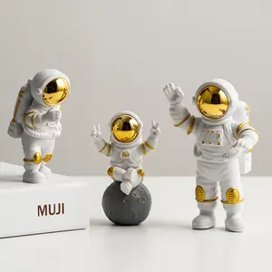 Luxury Astronaut Figurine, Indoor Decor & Unique Desk Ornament, Perfect Home Decoration & Birthday Gift, Office Table Accent