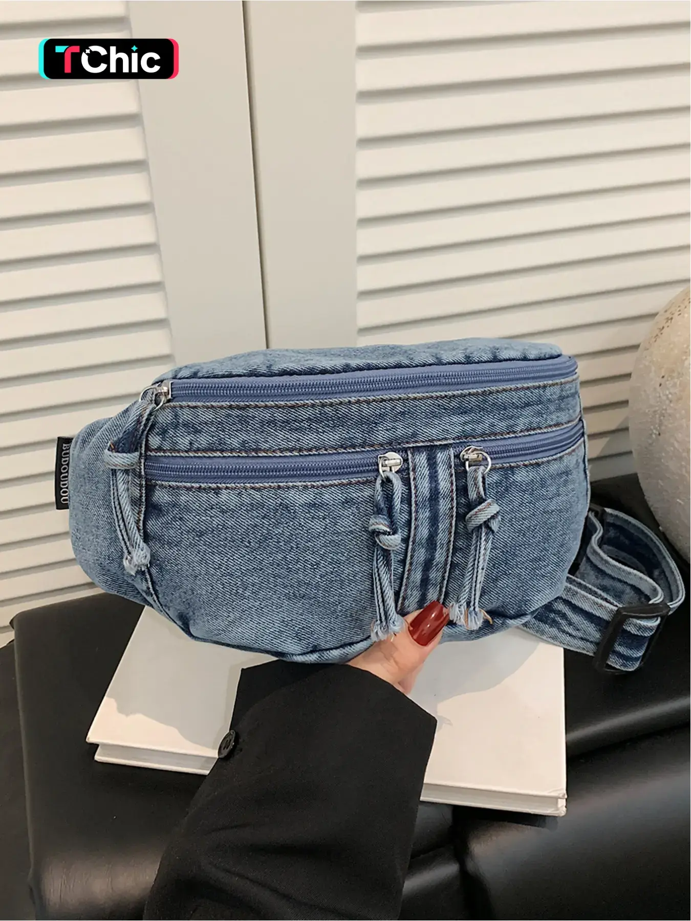 Street style vintage washed frayed waist bag, Waist Pack, chest bag, single shoulder crossbody bag, Casual waist bag, Simple silhouette+frayed drawstring+multiple zipper layers, with storage properties, suitable for daily commuting, short trips