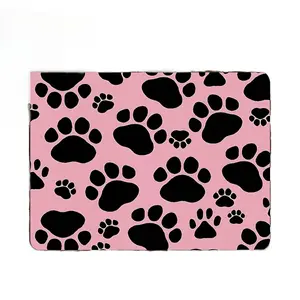 Small-sized Anime Pink Style Black Paw Print Pattern Mouse Pad, Gaming Mini Desk Mat, Wear-Resistant HD Printing, Non-Slip Mini Desk Mat, Rubber Coaster with Non-Slip Rubber Base, Desktop Protective Mat, Suitable for Office, Esports Players Size 20X24cm
