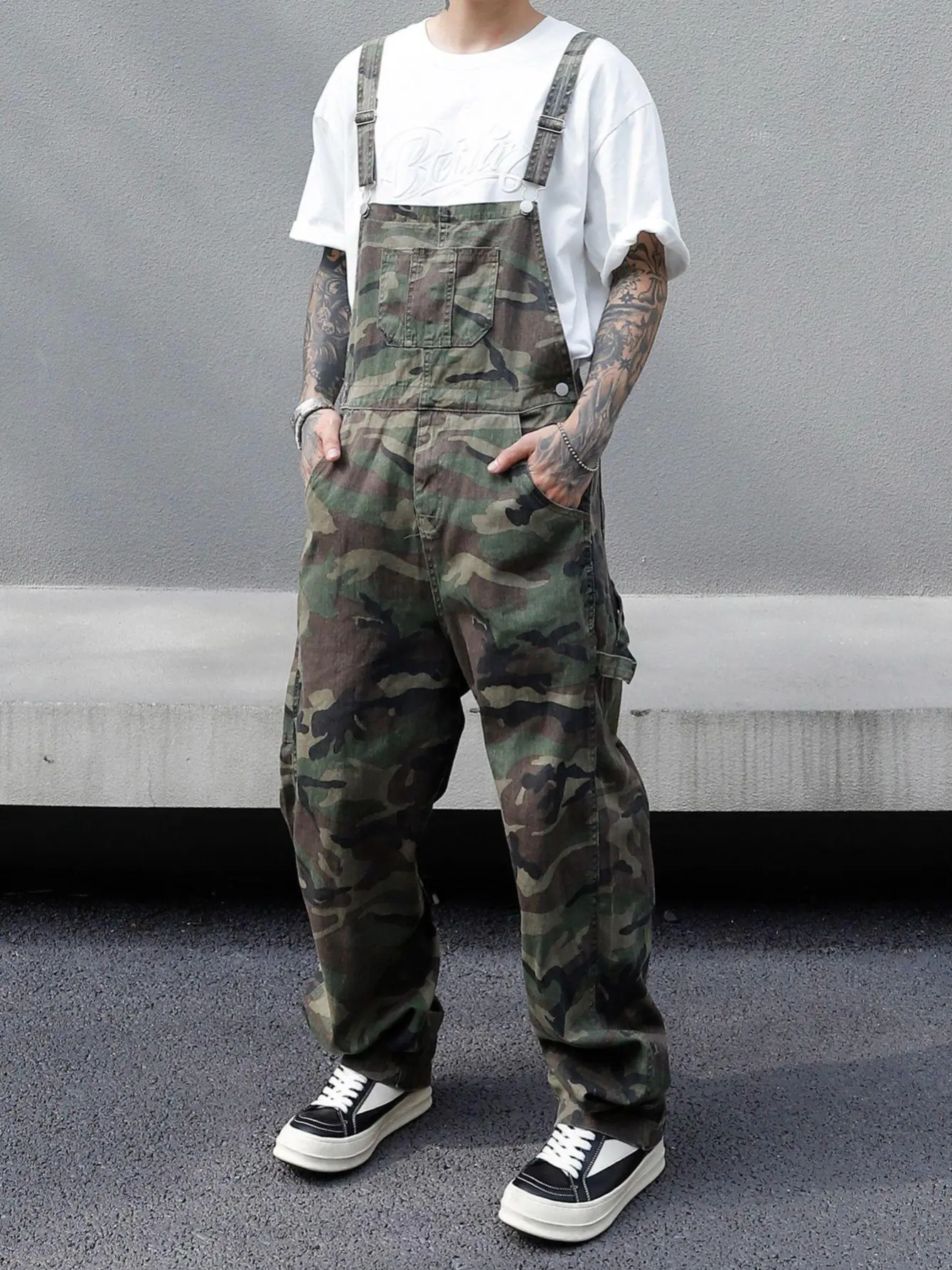 Men's Camo Bib Overalls, Casual Baggy Streetwear Fit in 100% Cotton with Cargo Pockets and Adjustable Straps, Tank Tops, Tops