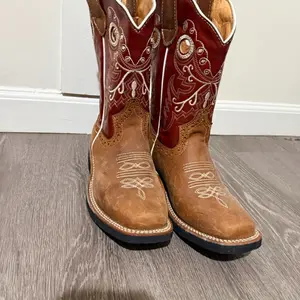 Tierra Blanca Cowgirl Boots Women