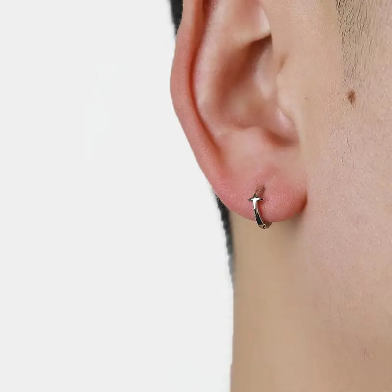 C389 Cross Star Ear Buckle Silver