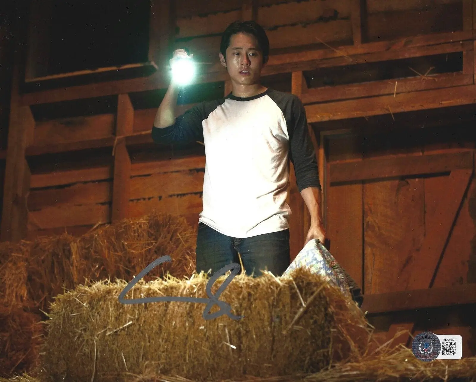 Steven Yeun Authentic Autographed 8x10 Photo #9