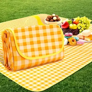 Checkered Picnic Blanket Sandproof Beach Mat Foldable Non-Woven Fabric Outdoor Camping Park Hiking Lawn Portable Picnic Mat