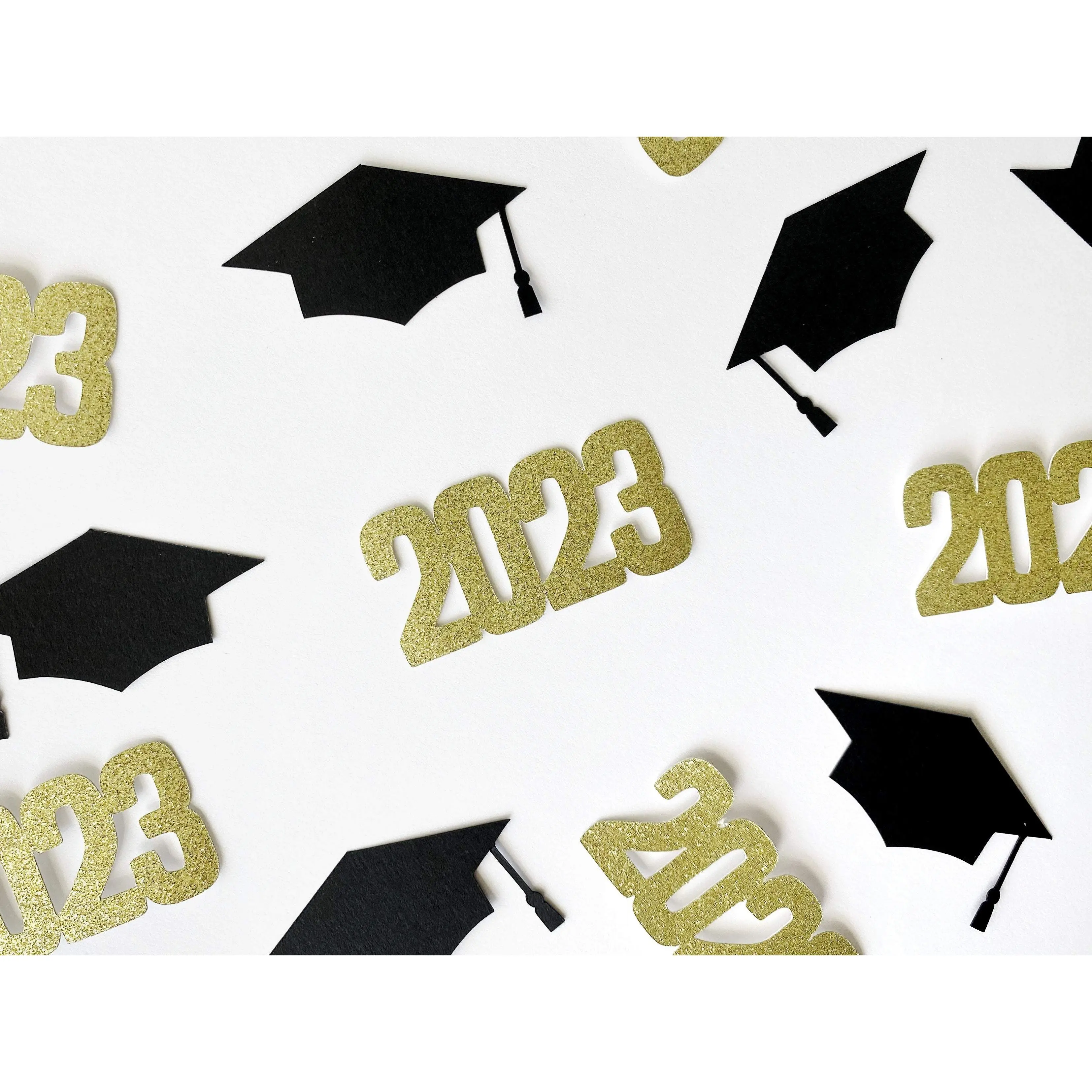 2024 Graduation Party Confetti