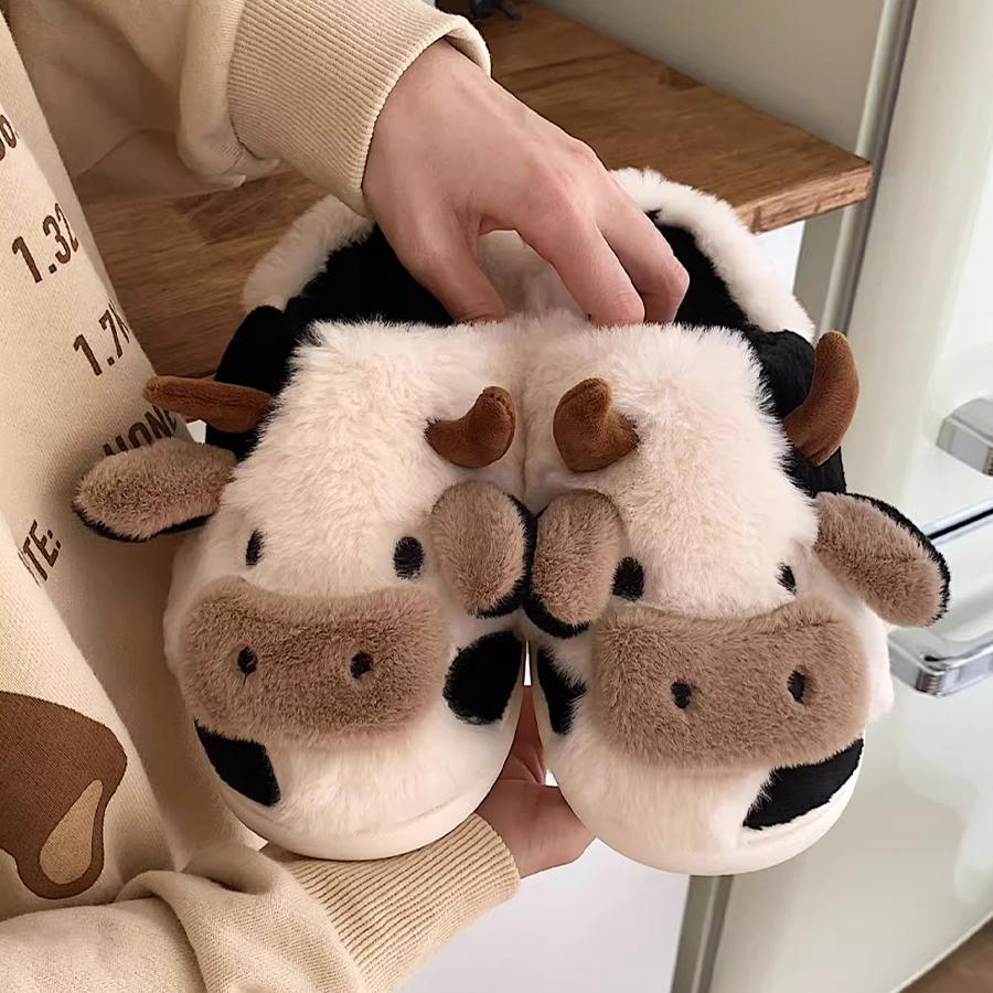 Cute Cow House Slippers for Couple, Kawaii Fuzzy Cozy Funny House Shoes, Cartoon Animal Design Plush Fluffy Slippers for Women & Men, Silent Anti-slip Slippers, Matching Trendy Warm Slippers