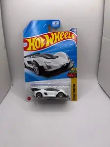 Hot Wheels Czinger 21C Diecast white