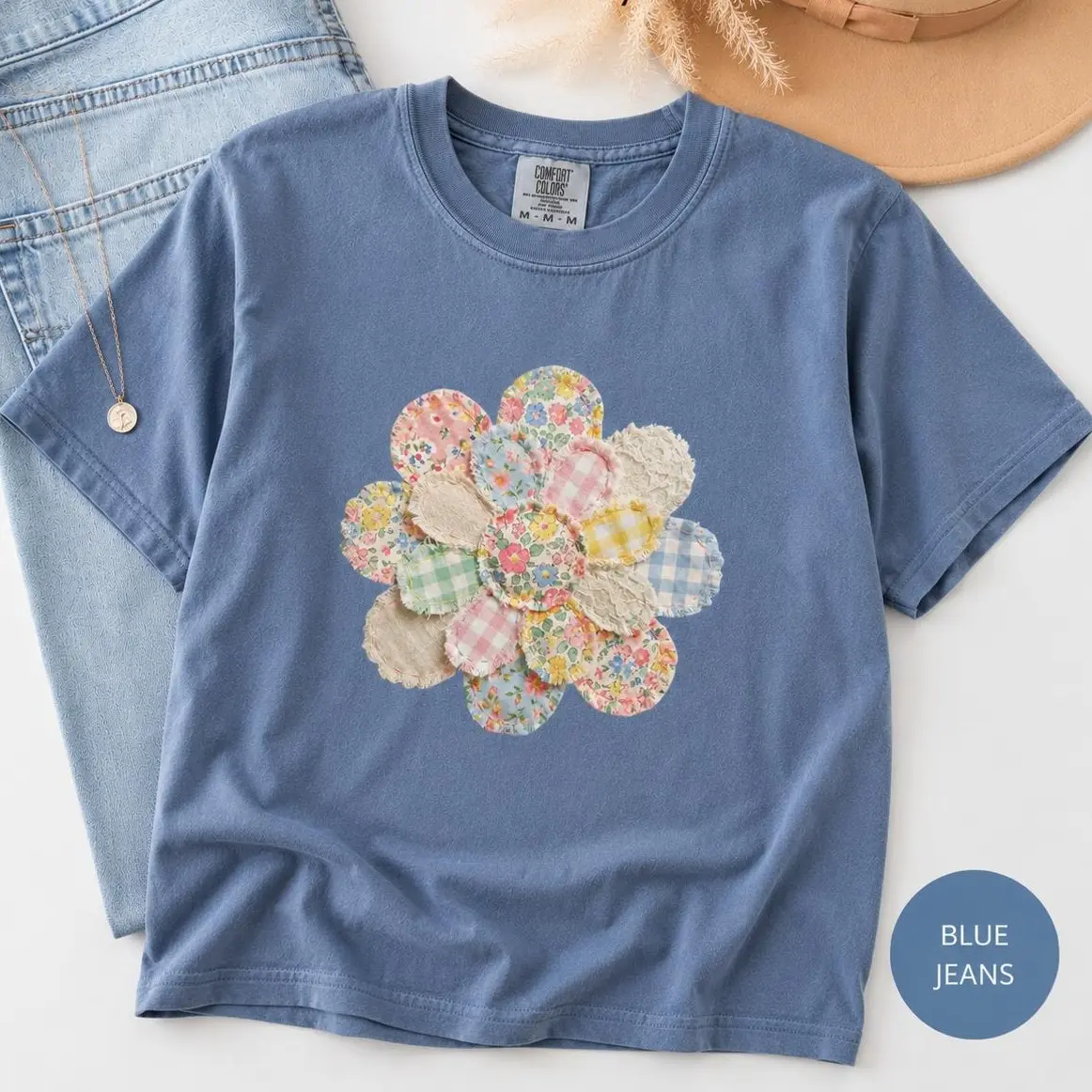 (Print) Comfort Colors Faux Quilted Patchwork Daisy T-Shirt, Floral Graphic Tee, Vintage Aesthetic Flower Top Cottagecore Patchwork Shirt - TrendWear USA