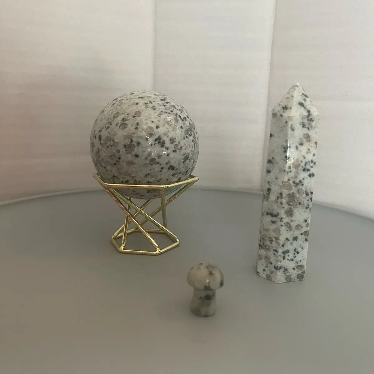 Kiwi Jasper Stone Set for Healing and Meditation