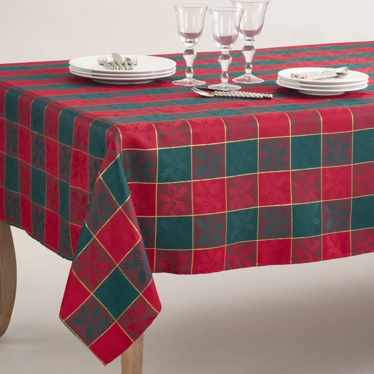 SARO 4837.RG65104B Red & Green Plaid Pattern Rectangle Tablecloth, 65x104 in. - Outdoor Table Accessory